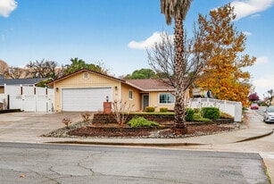 Building Photo - 1288 Grouse Ct