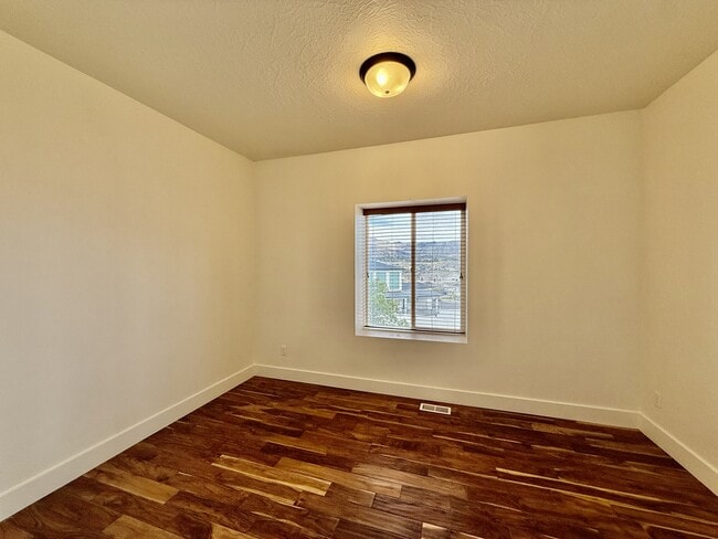 Building Photo - 6577 W Valhalla Cir