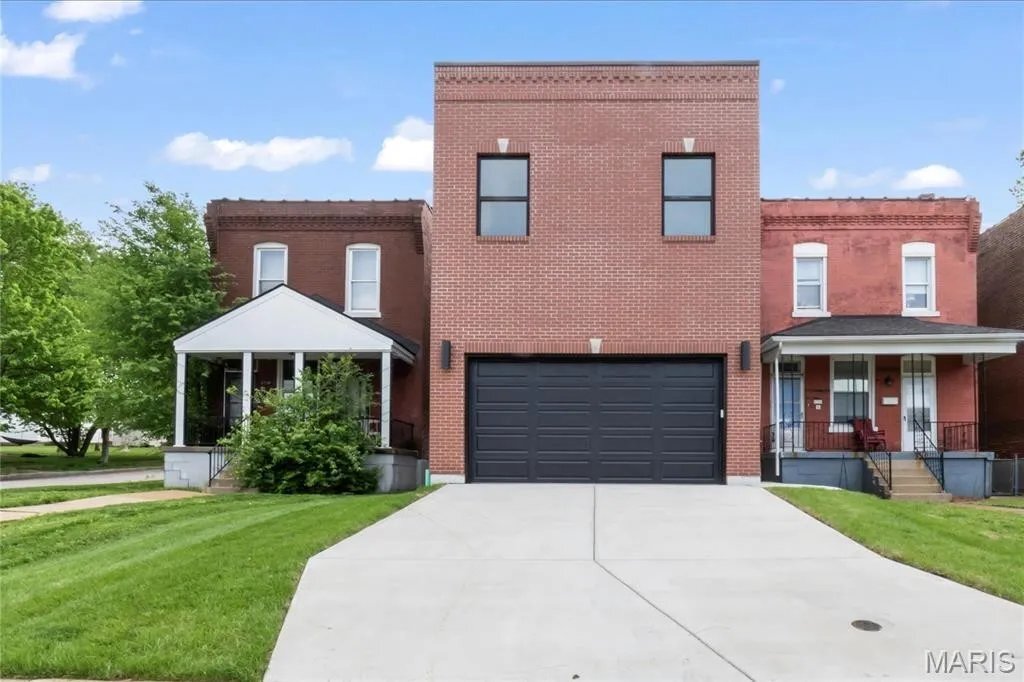 Building Photo - 2732 59th St