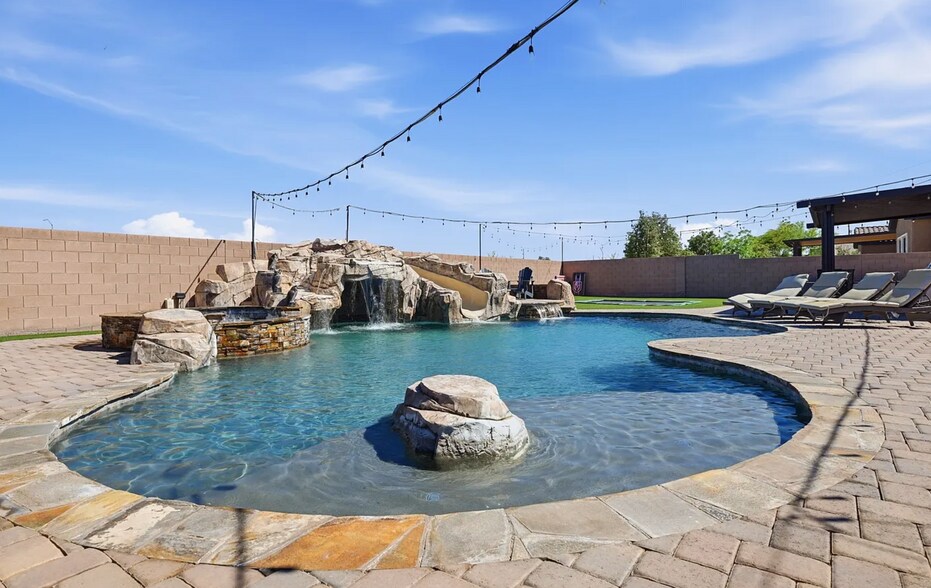 Building Photo - 3922 Jacob Lake Cir