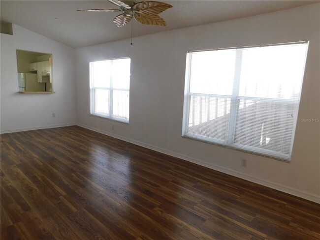 Building Photo - 6047 White Sails Dr