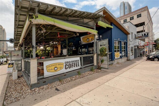 Building Photo - 1406 Windsor Rd