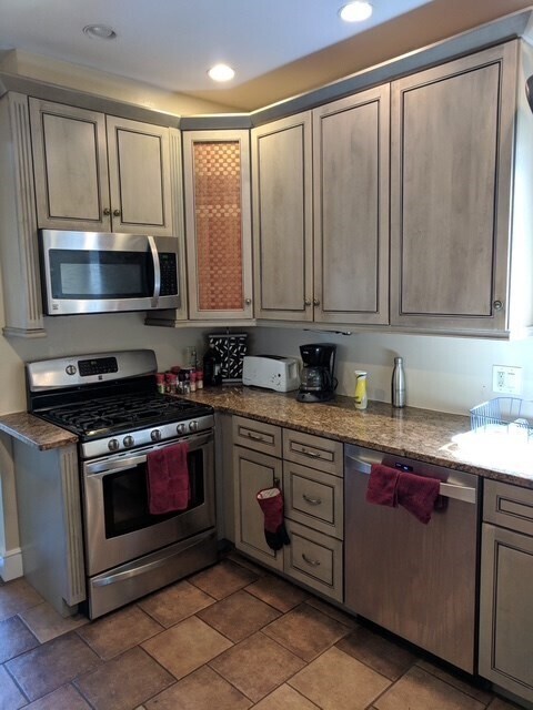 Building Photo - 301 Savin Hill Ave