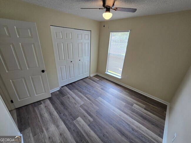 Building Photo - 106 Egret Ct