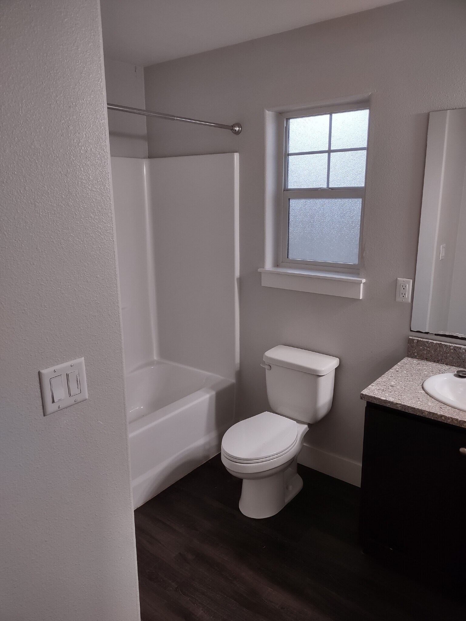 Building Photo - 1179 Mariel Pl S