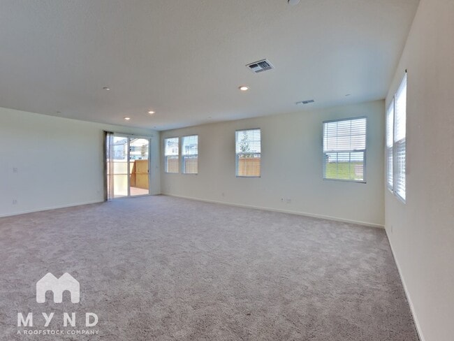 Building Photo - 8207 C Lopez Jr Wy