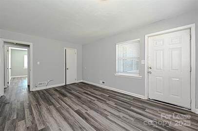 Building Photo - 1229 Effingham Rd