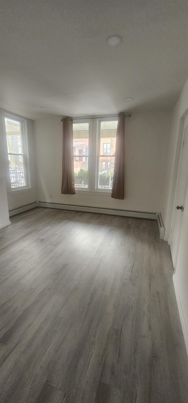 Building Photo - 202 Clerk St