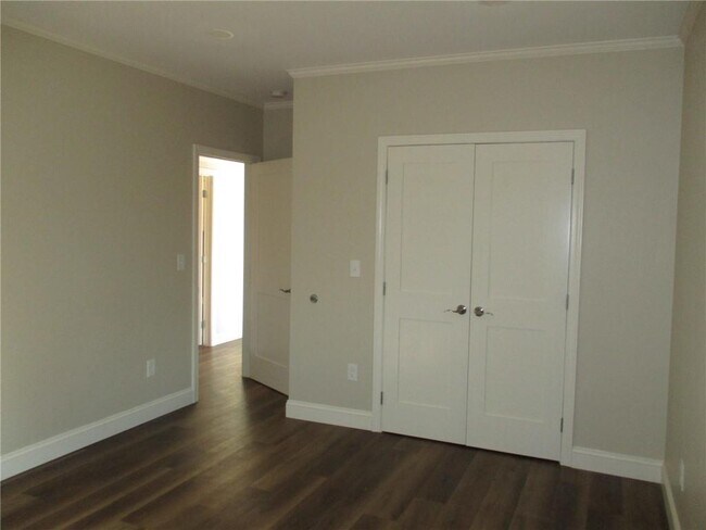 Building Photo - 609 Armistice Blvd