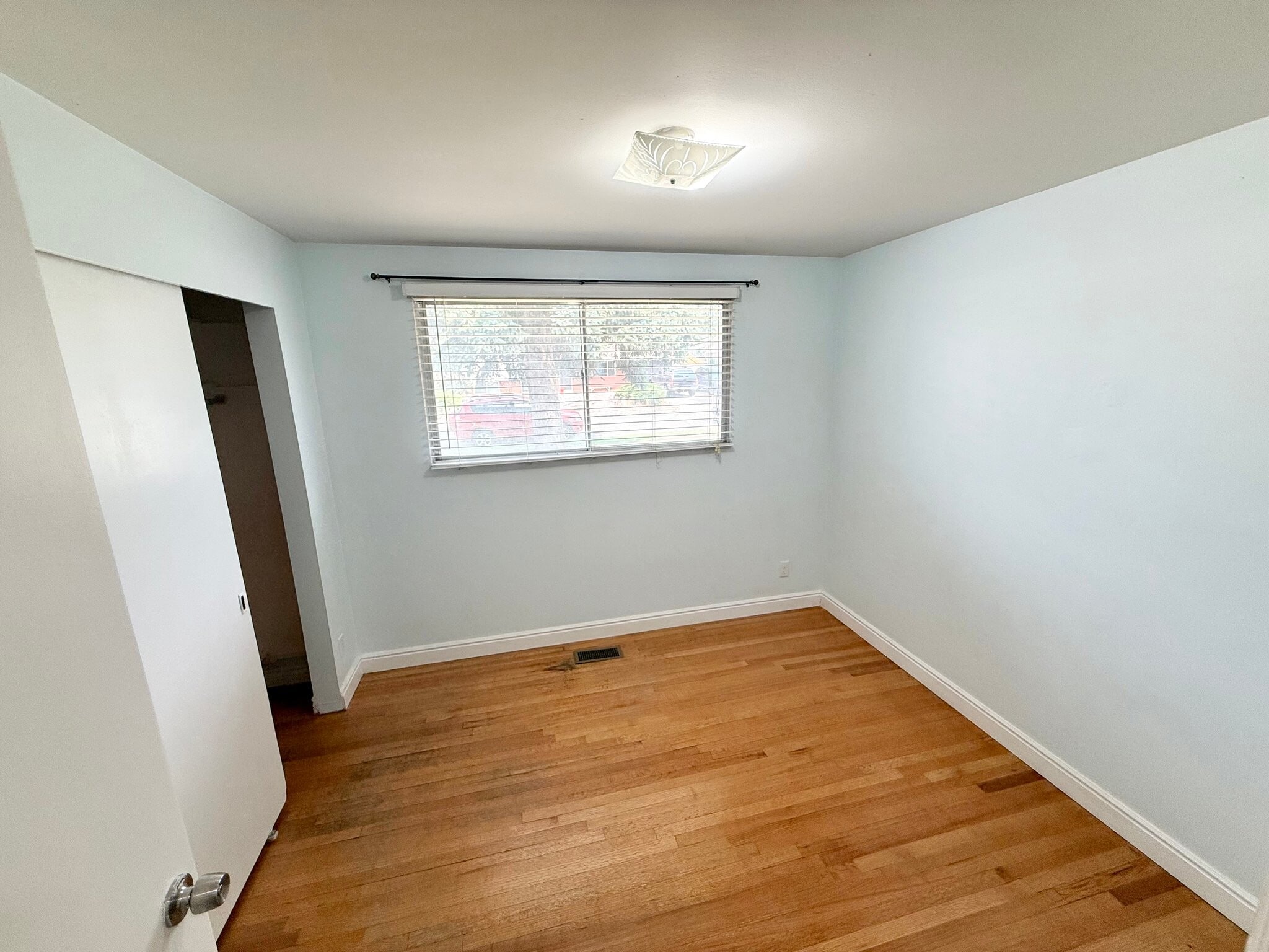 Building Photo - 6884 Bellavista Dr