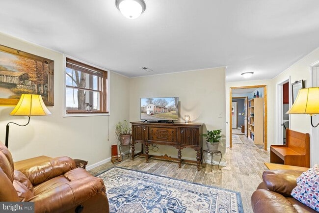 Building Photo - 1573 Garrisonville Rd