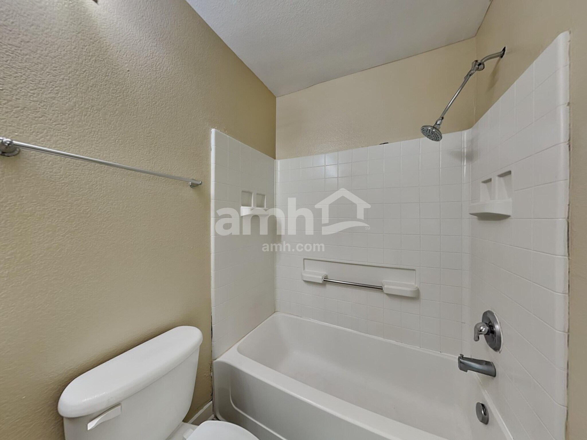 Building Photo - 21551 E 42nd Ave