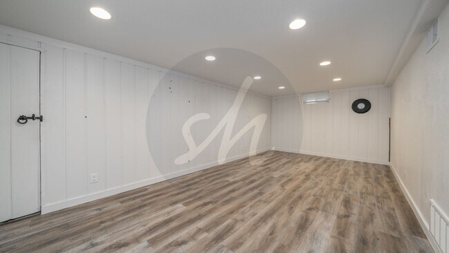 Building Photo - Updated Rancher Near US Olympic Training C...