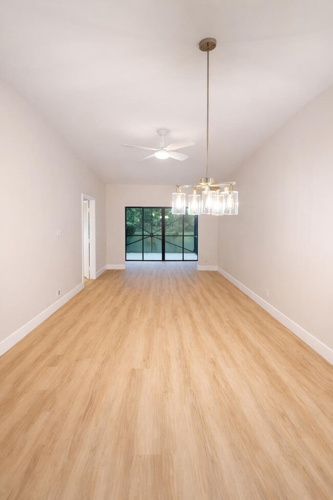 Building Photo - 18765 Candlewick Dr