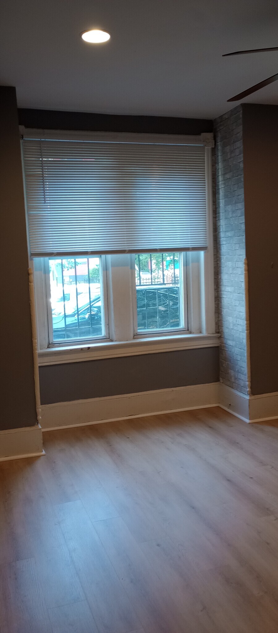 Front Living Room - 648 Morton Pl NE