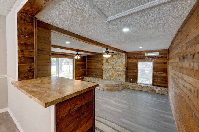 Building Photo - 17125 Rich Jo Cir