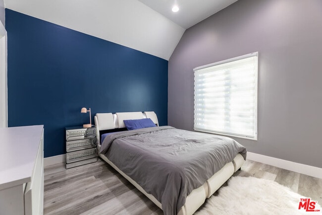 Building Photo - 1112 S Highland Ave