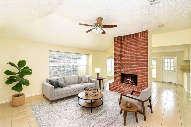 Building Photo - 3522 Pecan Point Dr