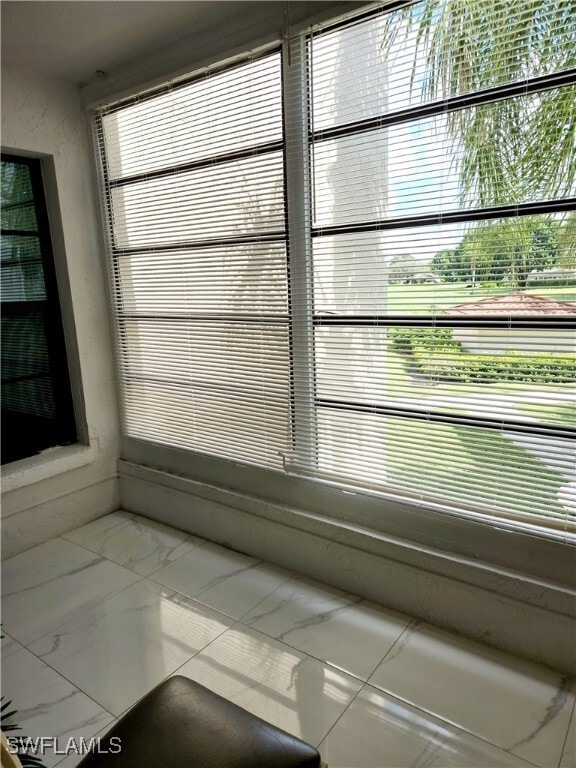 Building Photo - 3615 Boca Ciega Dr
