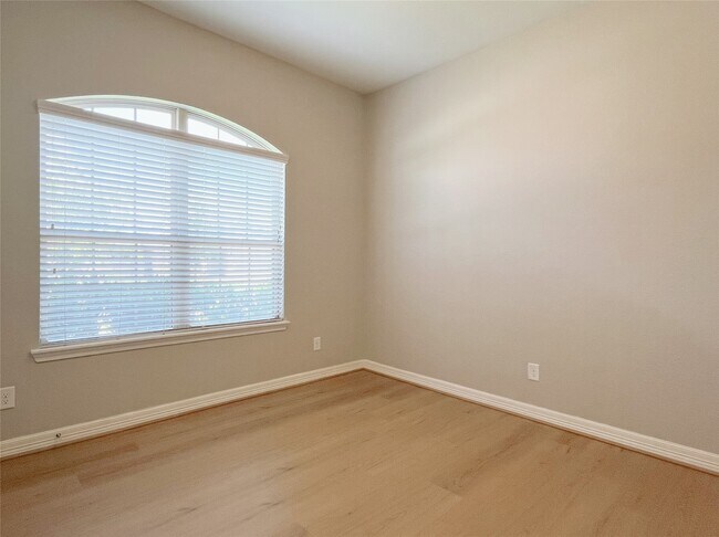 Building Photo - 14707 Norwood Peak Ln