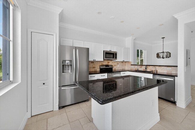 Building Photo - 11015 Legacy Ln