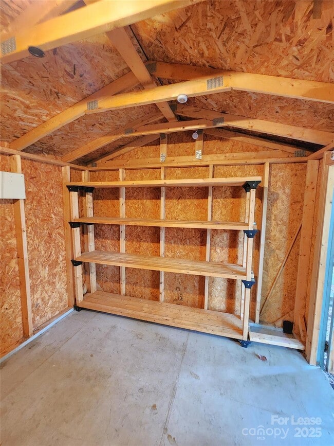 Building Photo - 2105 Bertha St