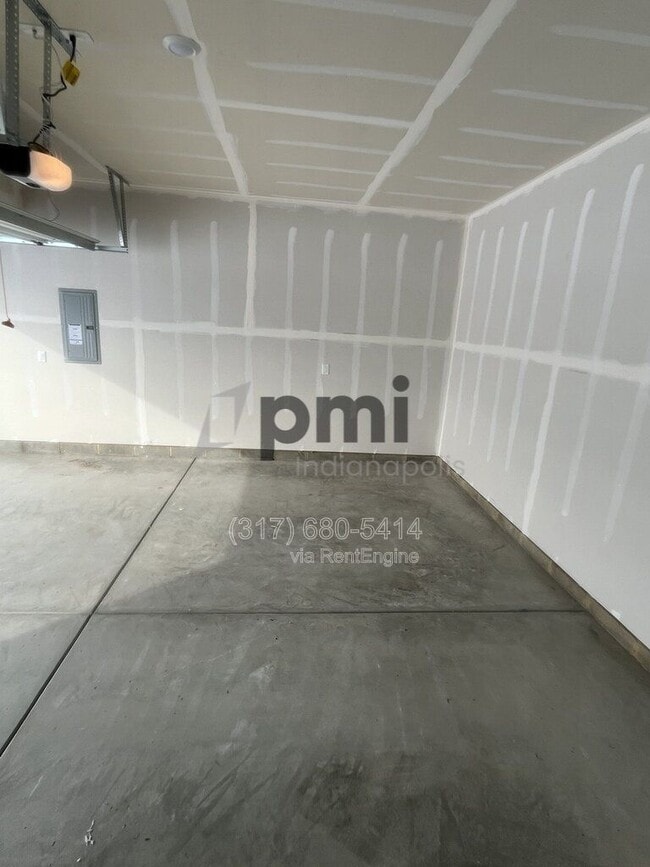 Building Photo - 2948 Woods Edge Dr