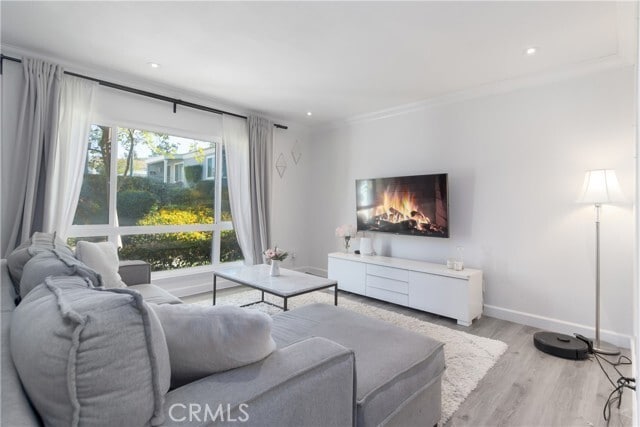 Building Photo - 23511 Silver Spring Ln