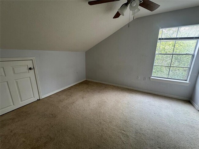 Building Photo - 2302 Mid Town Terrace