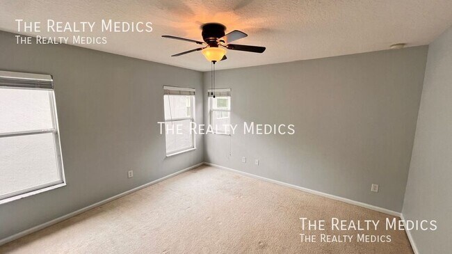 Building Photo - 10319 Willow Ridge Loop