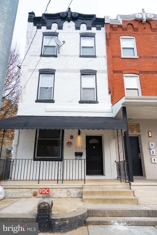 Building Photo - 723 N 40th St