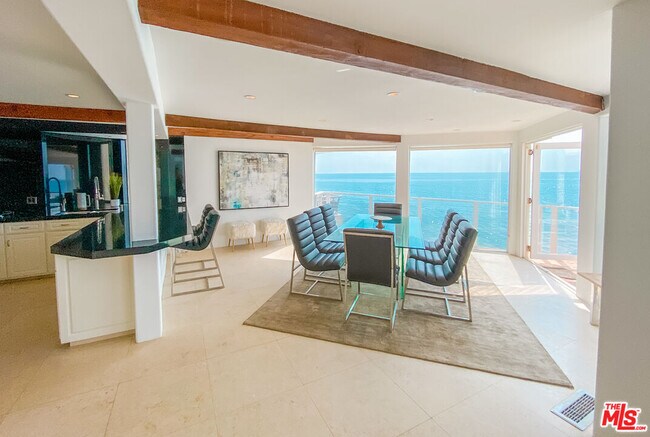 Building Photo - 27112 Malibu Cove Colony Dr