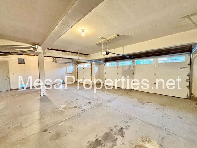 Building Photo - 12914 Tiburon Dr