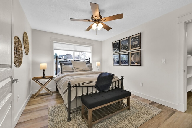 Building Photo - 5722 W Hidden Springs Dr