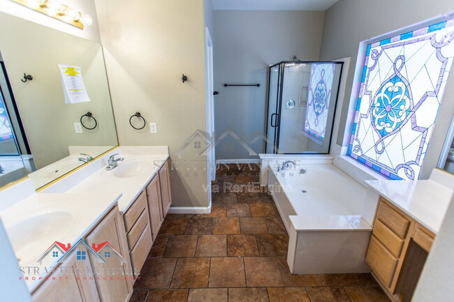 Building Photo - 1891 E Brentrup Dr