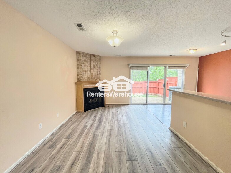 Building Photo - 631 Brisa Ct
