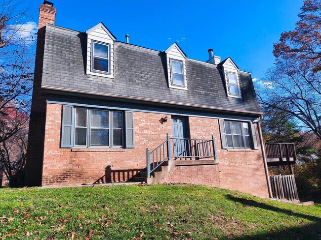 Primary Photo - Charming Fair Woods Townhome Awaits