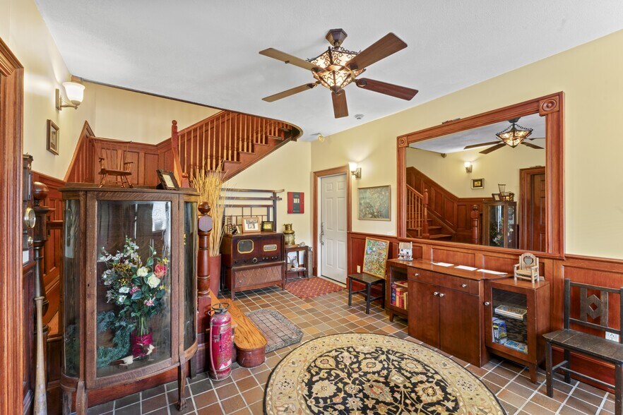 Building Photo - 388 Arborway
