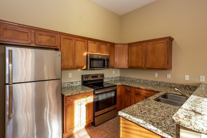 Building Photo - 7787 Allen Ridge Ln