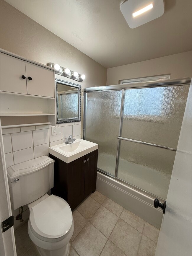 Building Photo - 3833 W Quigley Dr