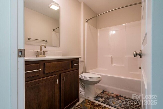 Building Photo - 6607 Wildbrook Dr
