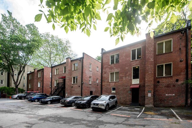 Building Photo - 1100 Piedmont Ave NE