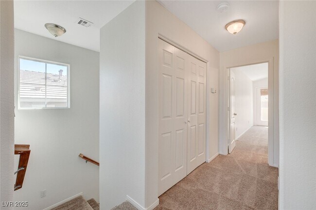 Building Photo - 11215 Dahlia Grove St