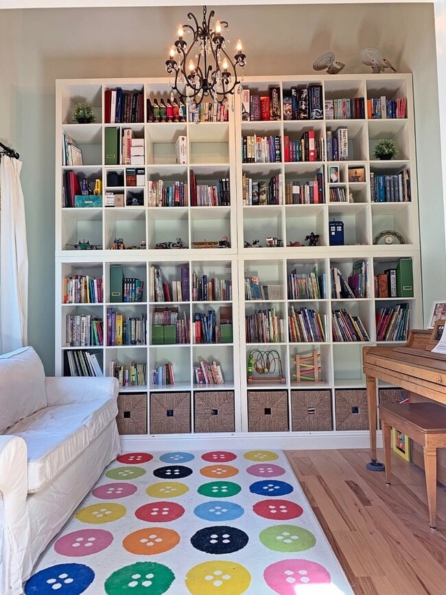 Building Photo - Beautiful 3 Bedroom, 2 Bathroom Remodeled Home & Solar!