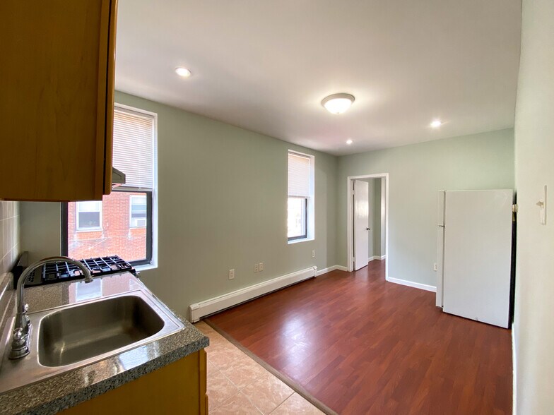 Kitchen/Dining/Living Space - 1414 Snyder Ave
