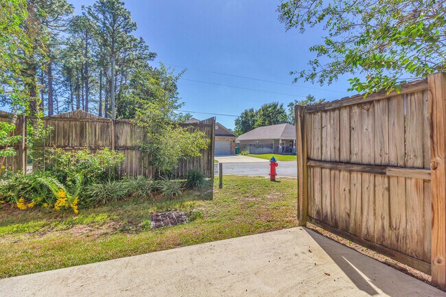Building Photo - 1840 Shay-Lin Ct