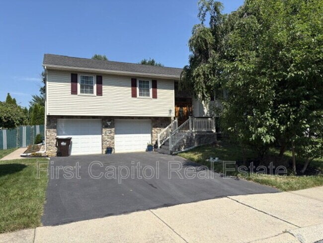 Building Photo - 2860 Southwick Dr