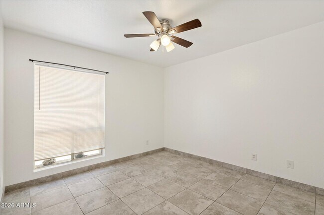 Building Photo - 8037 N 40th Ave