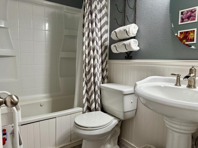 Building Photo - 83 GCR 8400