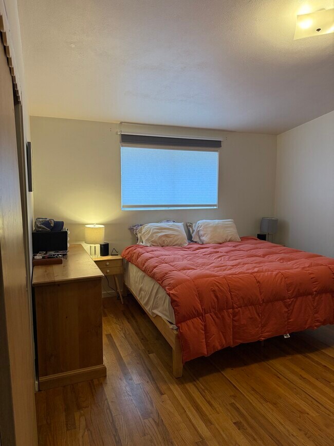 Master bedroom - 1020 N 20th St